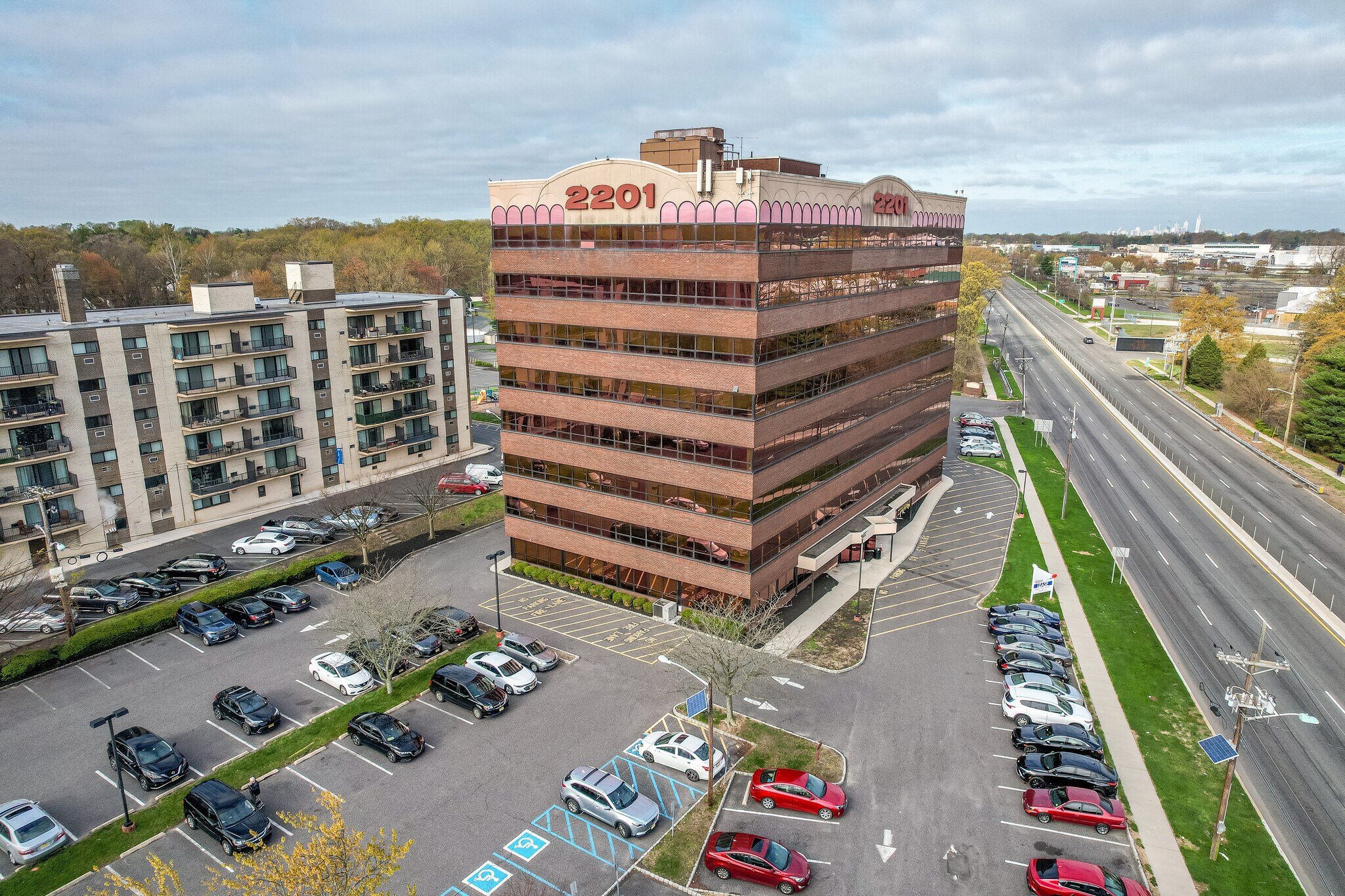 2201 Rt 38, Cherry Hill, NJ à louer Photo principale– Image 1 sur 8