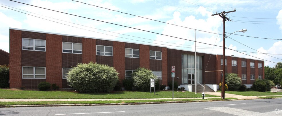 415 N Edgeworth St, Greensboro, NC à vendre - Photo de l’immeuble – Image 3 sur 8
