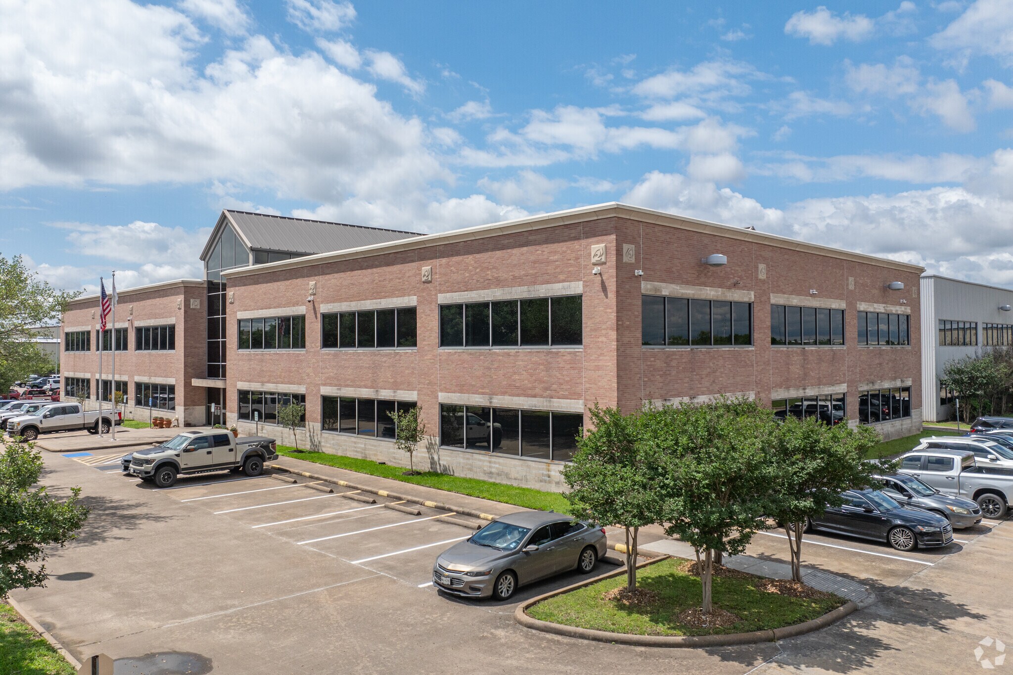 900 Georgia Ave, Deer Park, TX à louer Photo principale– Image 1 sur 7