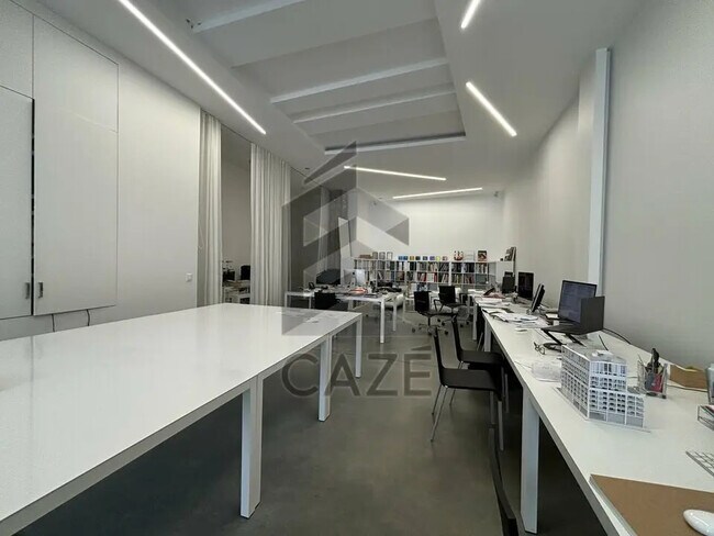 Plus de détails pour Bureau à louer