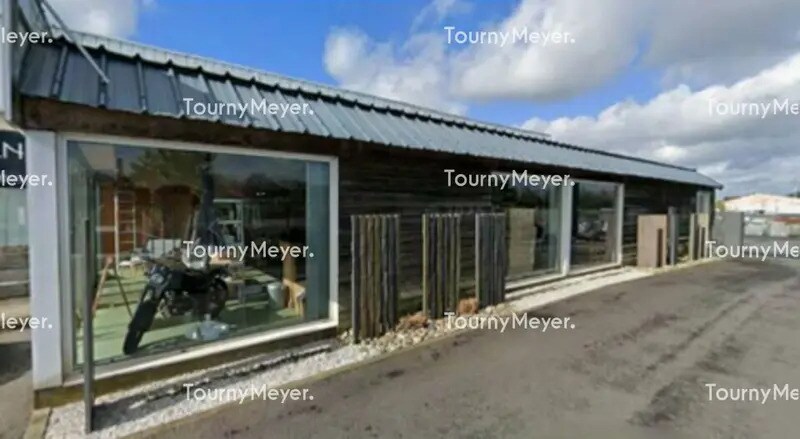 Local d’activités dans Bruz à louer - Photo de l’immeuble – Image 1 sur 3