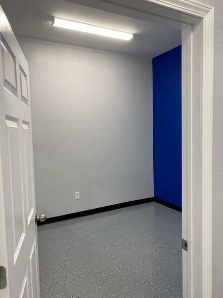 24436 FM 1314 Rd, Porter, TX à louer - Photo intérieure – Image 3 sur 7