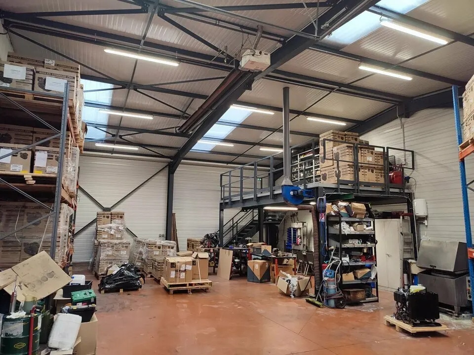 244 Rue De Chavanne, Arnas à vendre Photo intérieure– Image 1 sur 8