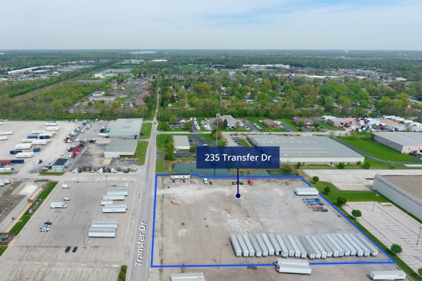 235 Transfer Dr, Indianapolis, IN à louer - Aérien – Image 2 sur 2