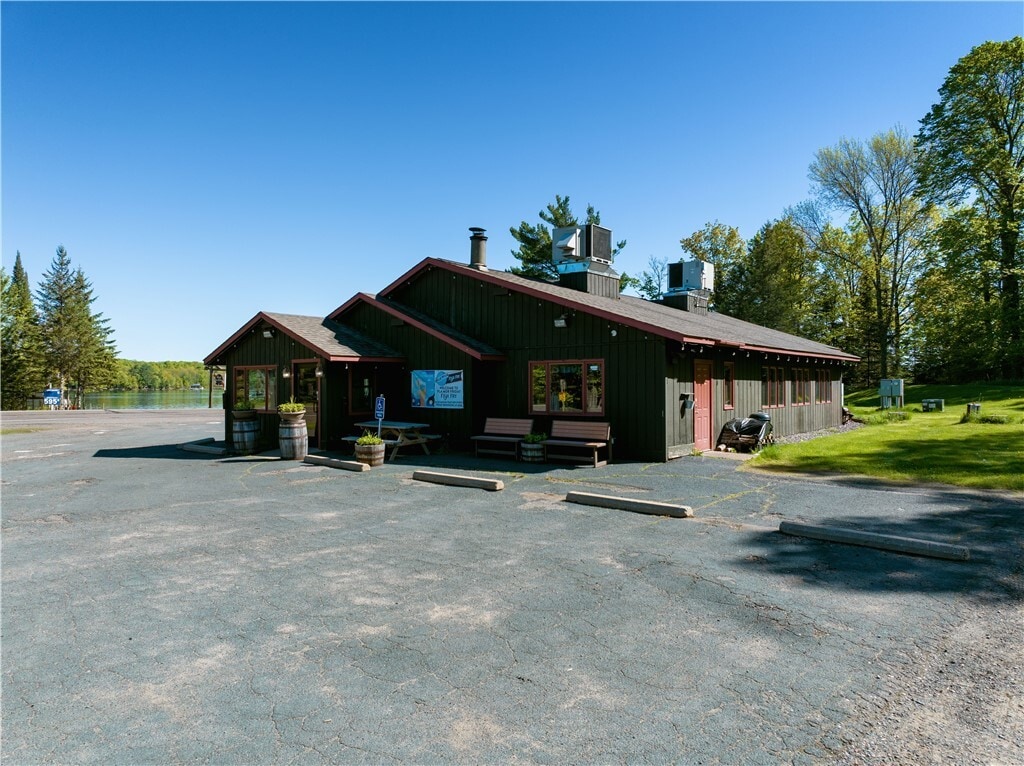 44400 County Highway D, Cable, WI à vendre Photo principale– Image 1 sur 10