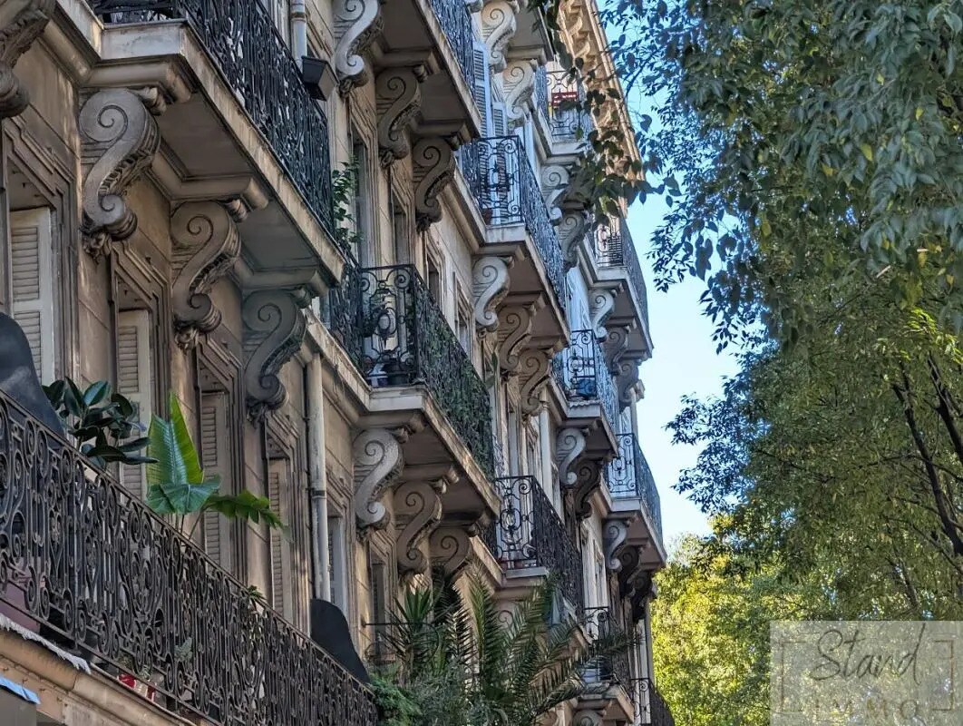 Bureau dans Marseille à louer Photo de l’immeuble– Image 1 sur 5