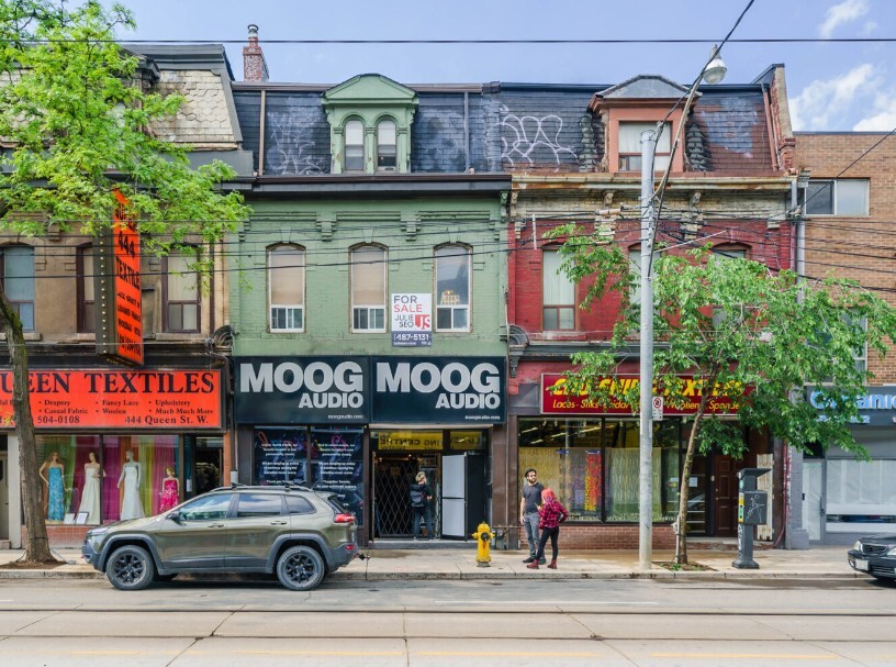442 Queen St W, Toronto, ON à vendre Photo de l’immeuble– Image 1 sur 4