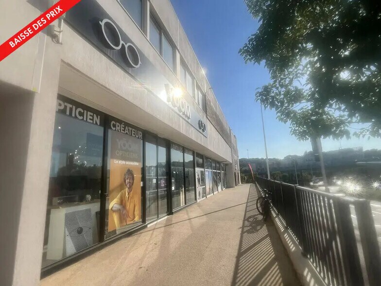 Local commercial dans Antibes à louer - Photo de l’immeuble – Image 3 sur 6