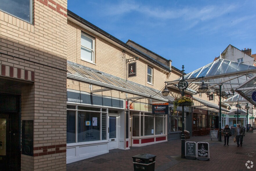 1-6 Gammon Walk, Barnstaple à louer - Photo de l’immeuble – Image 3 sur 9
