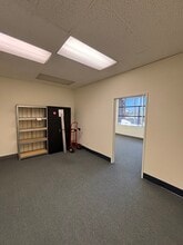 321 N Rampart St, Orange, CA à louer Photo de l’immeuble– Image 1 sur 4