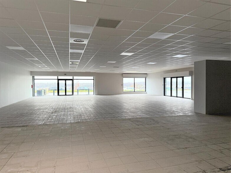 Local commercial dans Besançon à louer - Photo intérieure – Image 3 sur 9