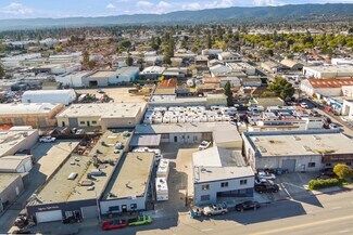 Plus de détails pour 2610-2620 Bay Rd, Redwood City, CA - Industriel/Logistique à louer