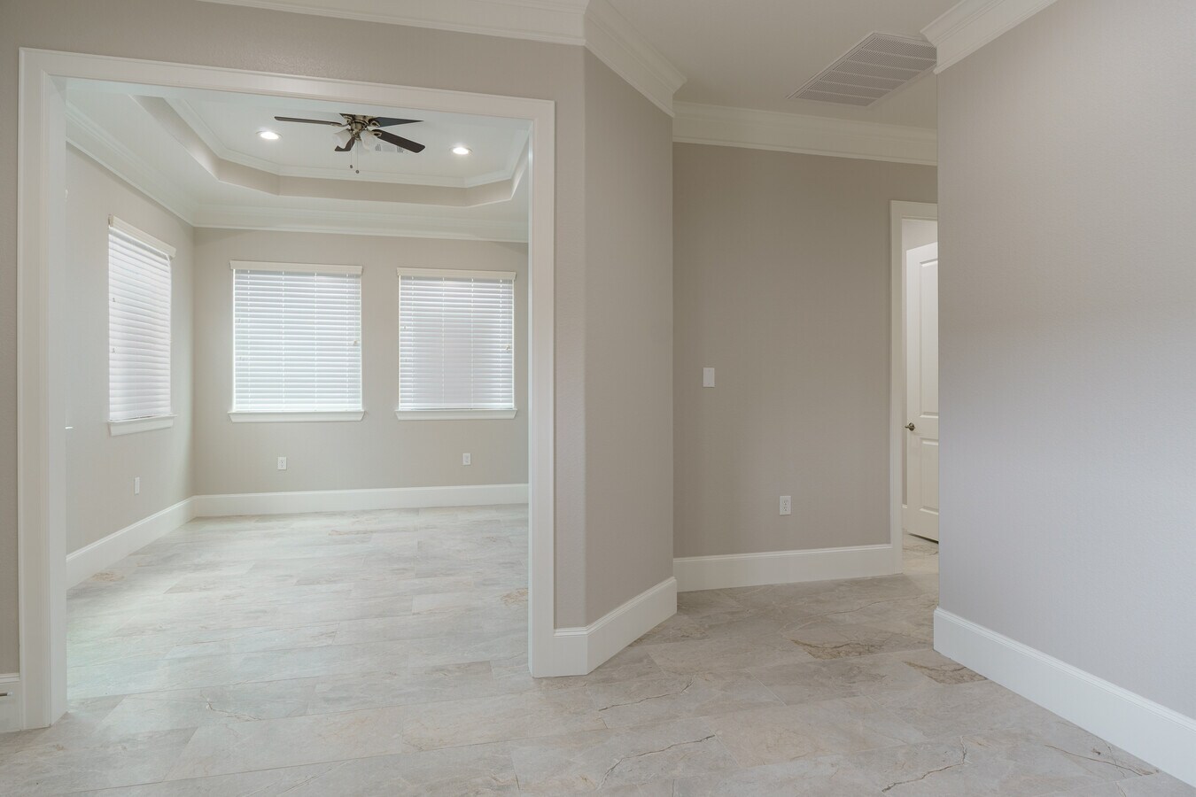 12414 Spring Cypress Rd, Tomball, TX 77377 - Lot A - - Photo intérieure - Image 1 of 22