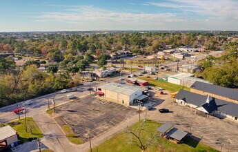 1112 N Frazier St, Conroe, TX - Vue aérienne  vue de carte - Image1