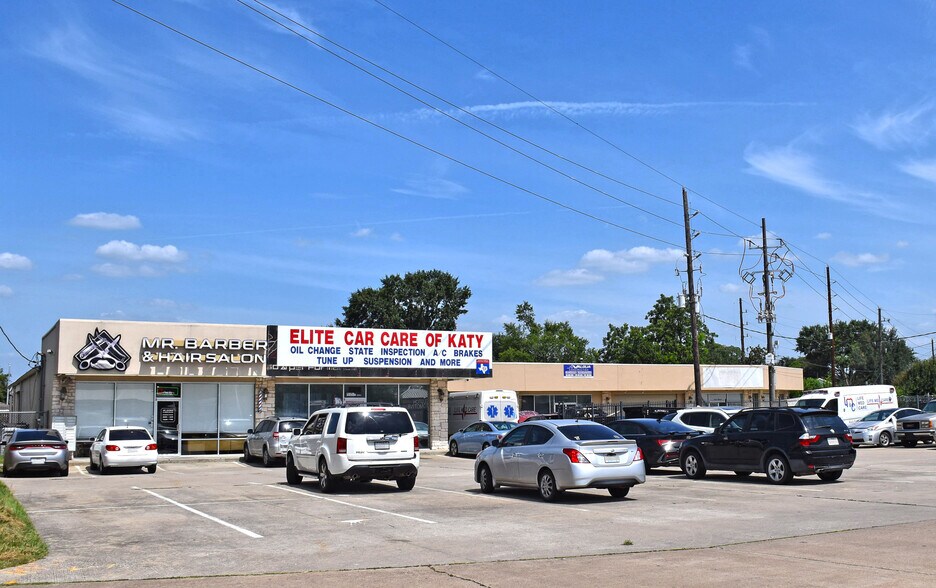 1115 S Mason Rd, Katy, TX à vendre - Photo de l’immeuble – Image 1 sur 5