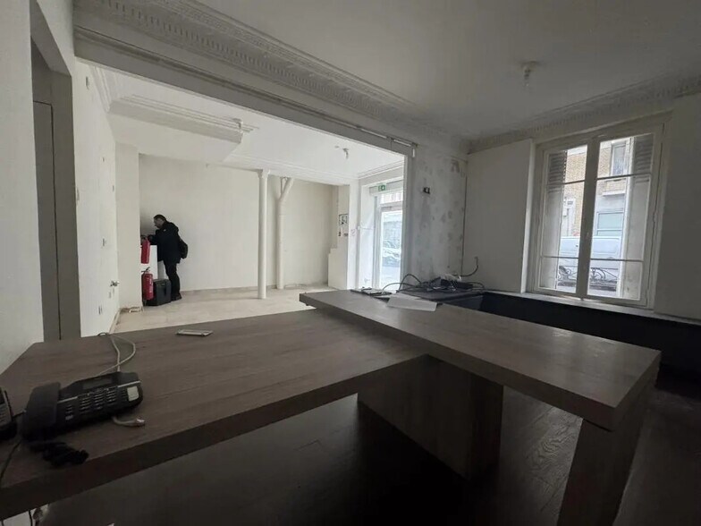 Bureau dans Paris à louer - Photo de l’immeuble – Image 3 sur 7