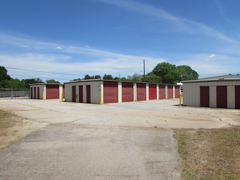 529 Clifton Ter, Carrollton, GA à vendre - Photo de l’immeuble – Image 3 sur 14