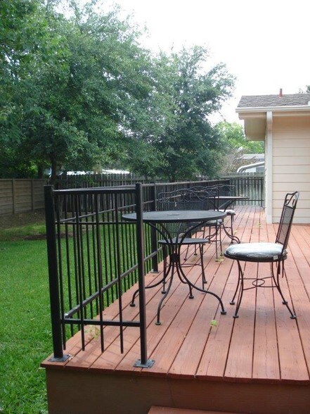 1616 Williams Dr, Georgetown, TX à louer - Photo de l’immeuble – Image 3 sur 7