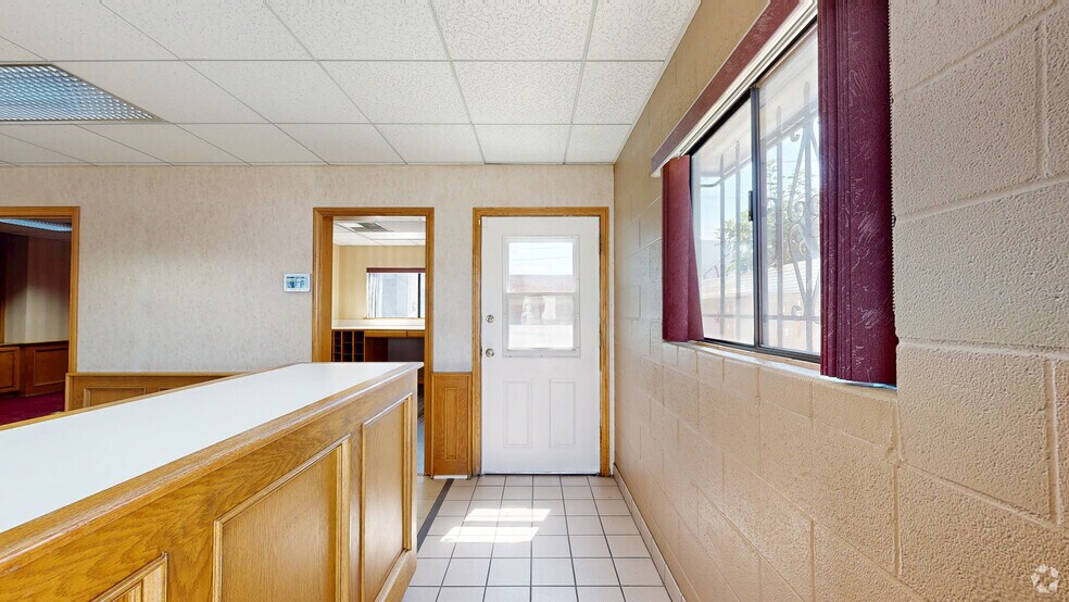422 W Chevy Chase Dr, Glendale, CA à louer - Numérisation 3D Matterport – Image 2 sur 14