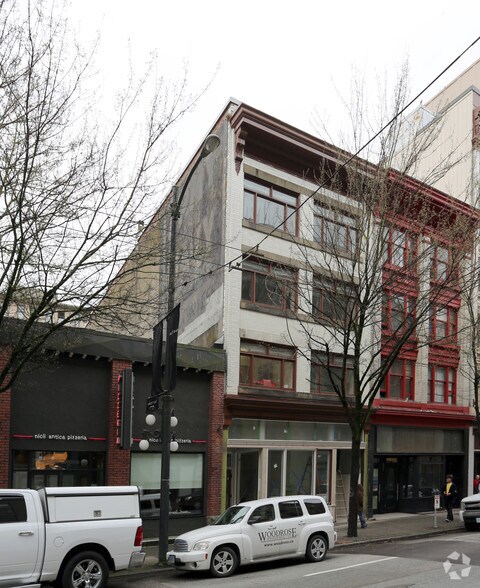 56 E Cordova St, Vancouver, BC à louer - Photo de l’immeuble – Image 2 sur 10