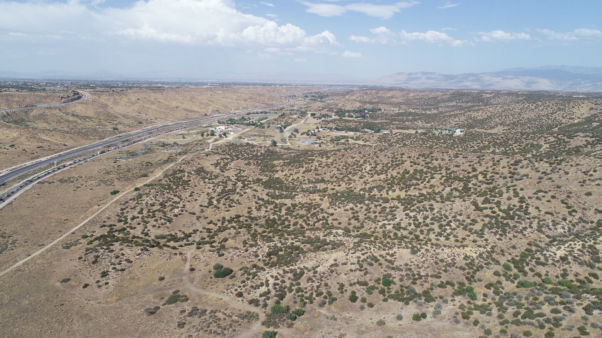Summit Valley Rd, Hesperia, CA à vendre Aérien– Image 1 sur 12