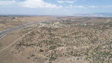 Summit Valley Rd, Hesperia, CA - Vue aérienne vue de carte - Image1