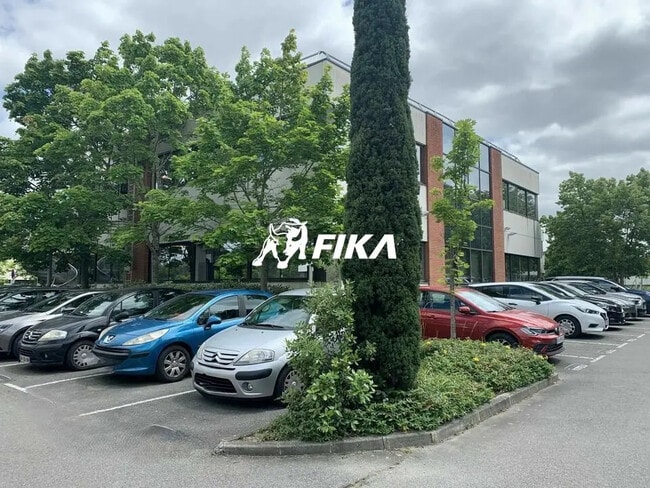 Plus de détails pour Bureau à louer