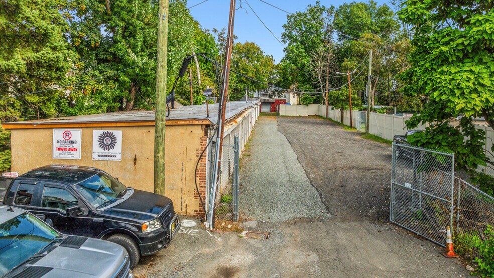 197 Park St, East Orange, NJ à vendre - Photo de l’immeuble – Image 3 sur 11