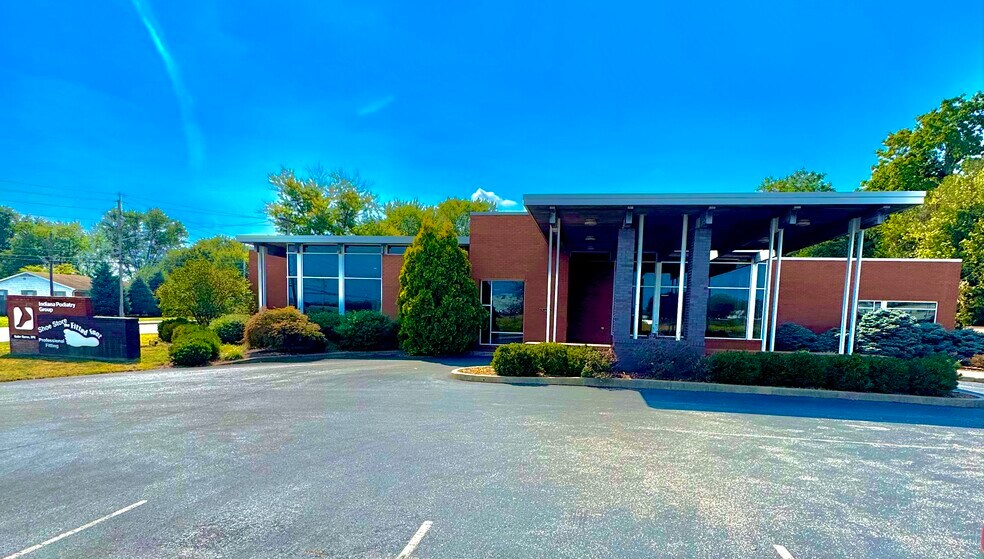 1239 E 4th Street Rd, Seymour, IN à louer - Photo de l’immeuble – Image 2 sur 43