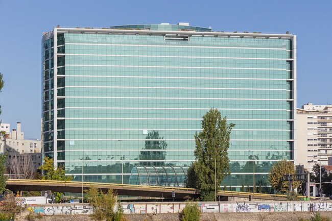 Plus de détails pour Quai Du Président Paul Doumer, Courbevoie - Bureau à louer