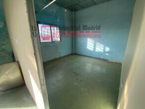 Industriel/Logistique dans Arganda del Rey, Madrid à louer Photo intérieure– Image 1 sur 5