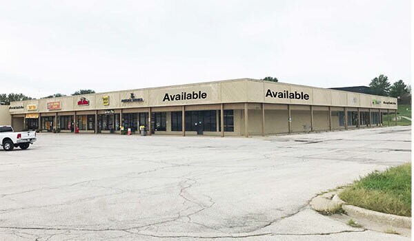 7100-7126 NW Prairie View Rd, Kansas City, MO à louer - Photo de l’immeuble – Image 1 sur 16