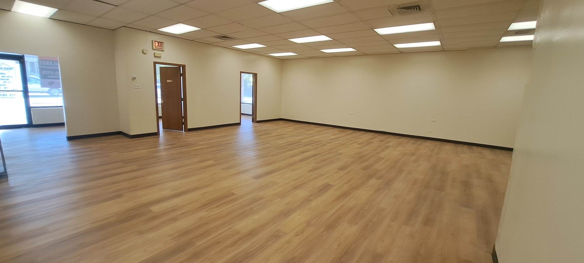 1754-1768 W Devon Ave, Chicago, IL à louer Photo intérieure– Image 1 sur 2