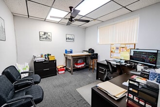 529 W Flagler St, Miami, FL à louer Photo intérieure– Image 2 sur 21