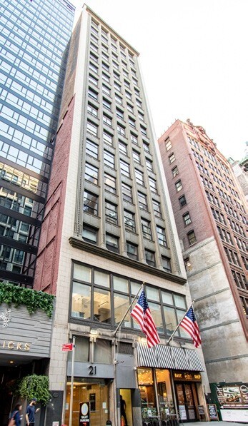 21 W 38th St, New York, NY à louer Photo principale– Image 1 sur 8