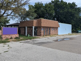 Plus de détails pour 2311 Rocklyn Dr, Urbandale, IA - Local commercial à vendre