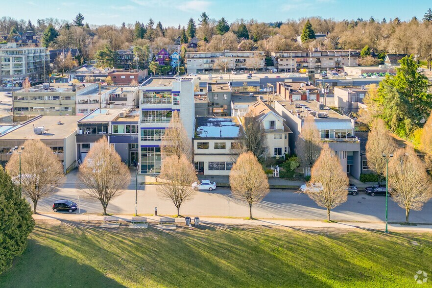 124 W 8th Ave, Vancouver, BC à vendre - Aérien – Image 2 sur 4