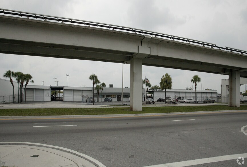 4333 NW 27th Ave, Miami, FL à vendre - Photo de l’immeuble – Image 3 sur 4