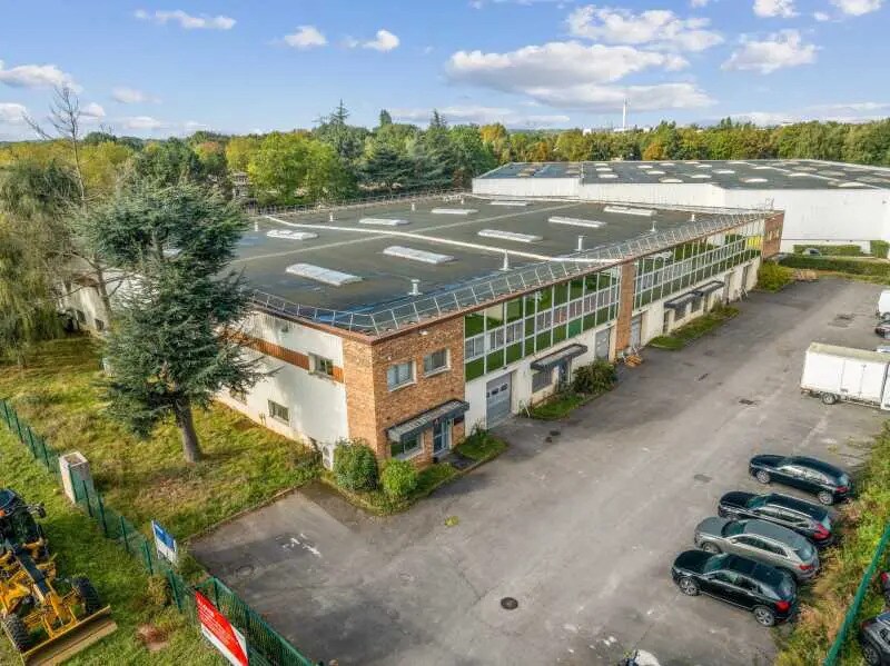 4 Avenue Des Andes, Les Ulis à louer Photo de l’immeuble– Image 1 sur 12
