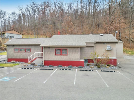3006 Lewis Run Rd, Clairton, PA à vendre - Photo de l’immeuble – Image 3 sur 34