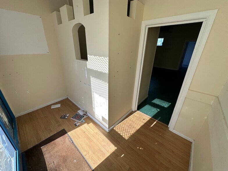 109 Manor Dr N, New Malden à louer - Photo intérieure – Image 3 sur 8
