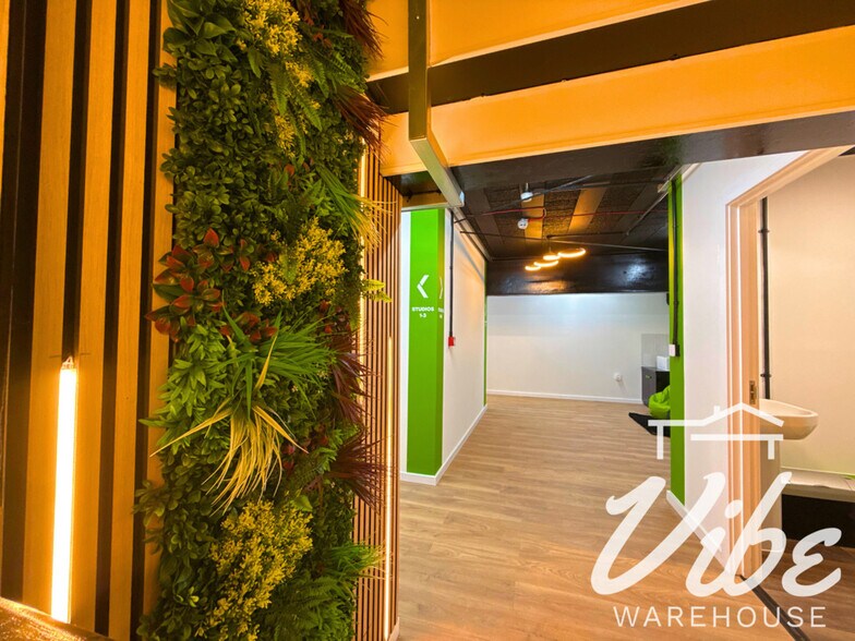 Ferrier St, Londres à louer - Photo de l’immeuble – Image 2 sur 10