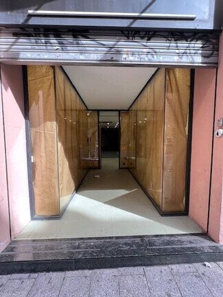 Plus de détails pour Local commercial à louer