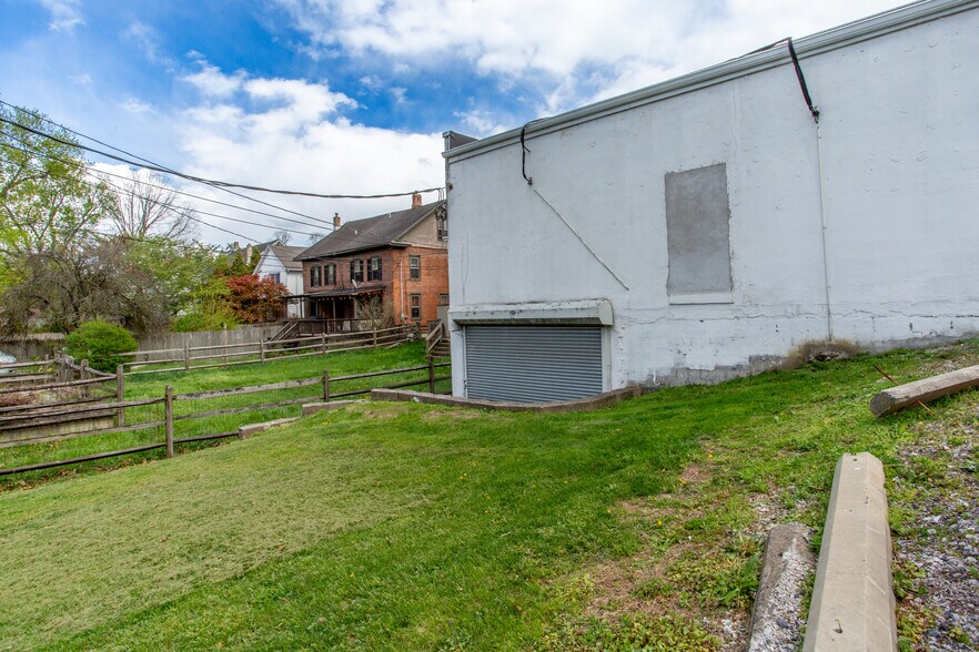 720 Easton Rd, Riegelsville, PA à vendre - Photo de l’immeuble – Image 3 sur 46