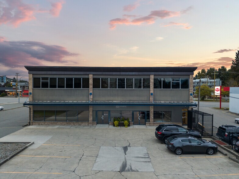 33386 S Fraser Way, Abbotsford, BC à vendre - Photo de l’immeuble – Image 2 sur 38