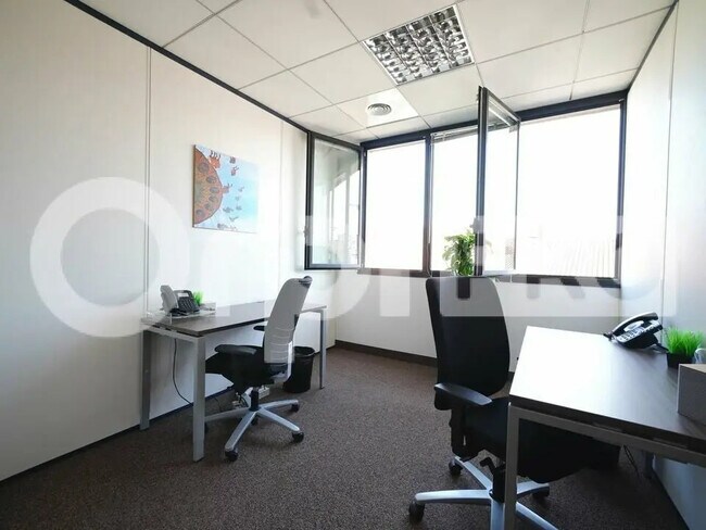 Plus de détails pour Bureau à louer
