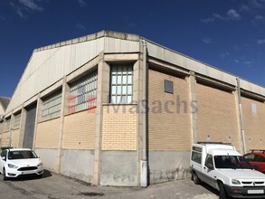 Industriel/Logistique dans Terrassa, Barcelona à louer Photo de l’immeuble– Image 2 sur 5