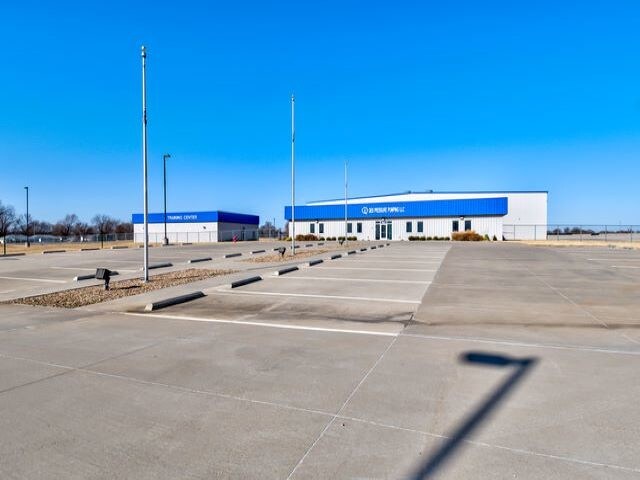 2201 W South Ave, Ponca City, OK à vendre Photo principale– Image 1 sur 39