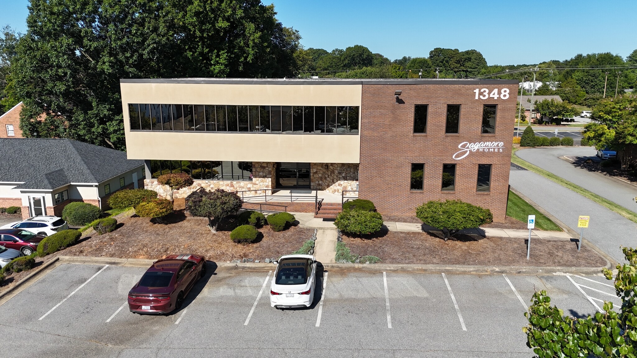 1540 Westbrook Plaza Dr, Winston-Salem, NC à louer Photo intérieure– Image 1 sur 2