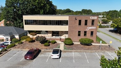 1540 Westbrook Plaza Dr, Winston-Salem, NC à louer Photo intérieure– Image 1 sur 2